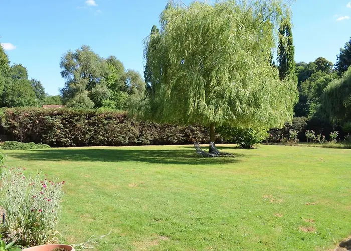 L'escale Des 2 Eaux Bed & Breakfast 3*